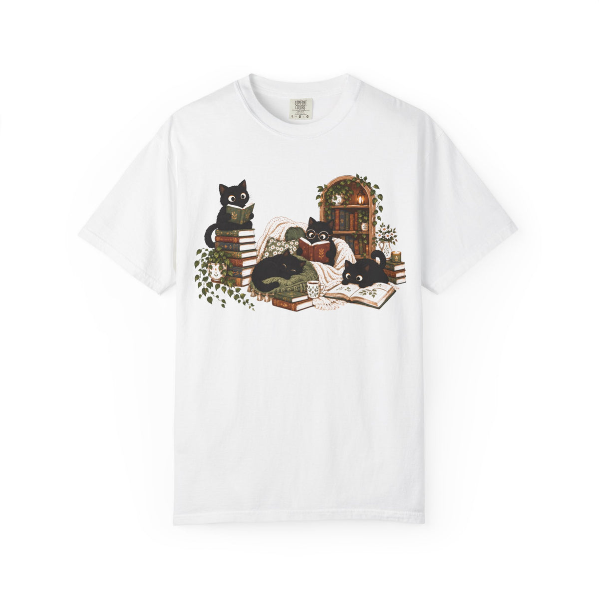 Black cat reading shirt - book lover cat t-shirt with cats reading books illustration